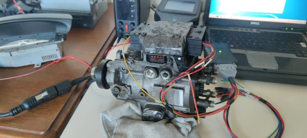 Saab 2.2 TiD : Lecture, écriture et clonage du calculateur Bosch PSG16