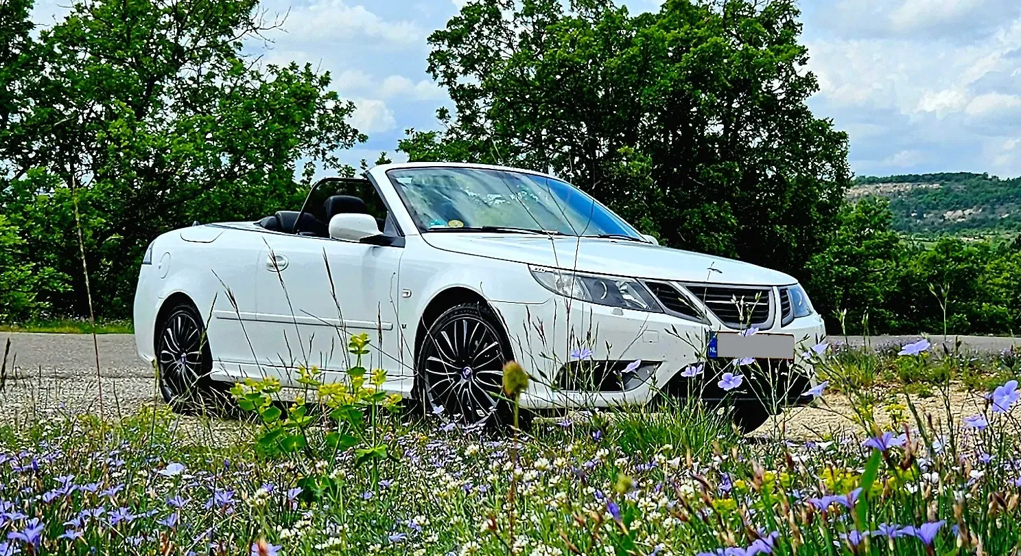White 2010 Saab 9-3 Cabriolet TX