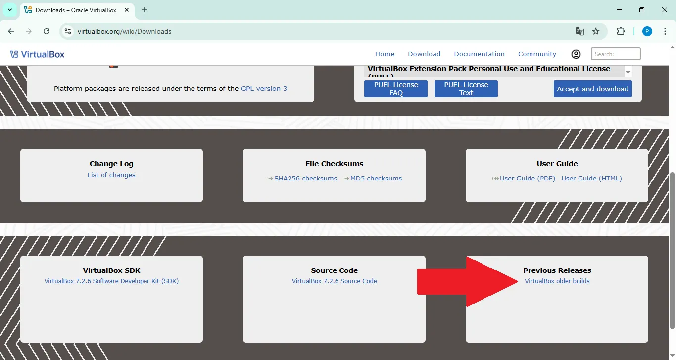 VirtualBox Downloads page – older builds link